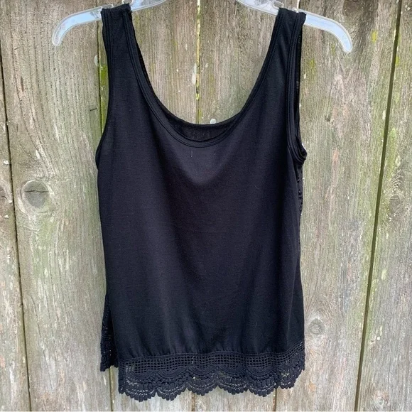 MOSSIMO lace tank top crochet trim neutral spring summer fall - Picture 3 of 9